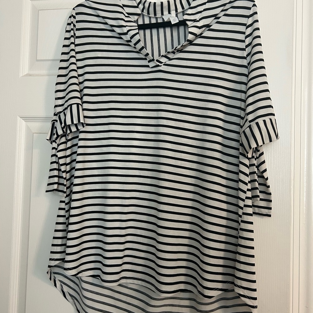 Honeyme Black and White Striped Blouse